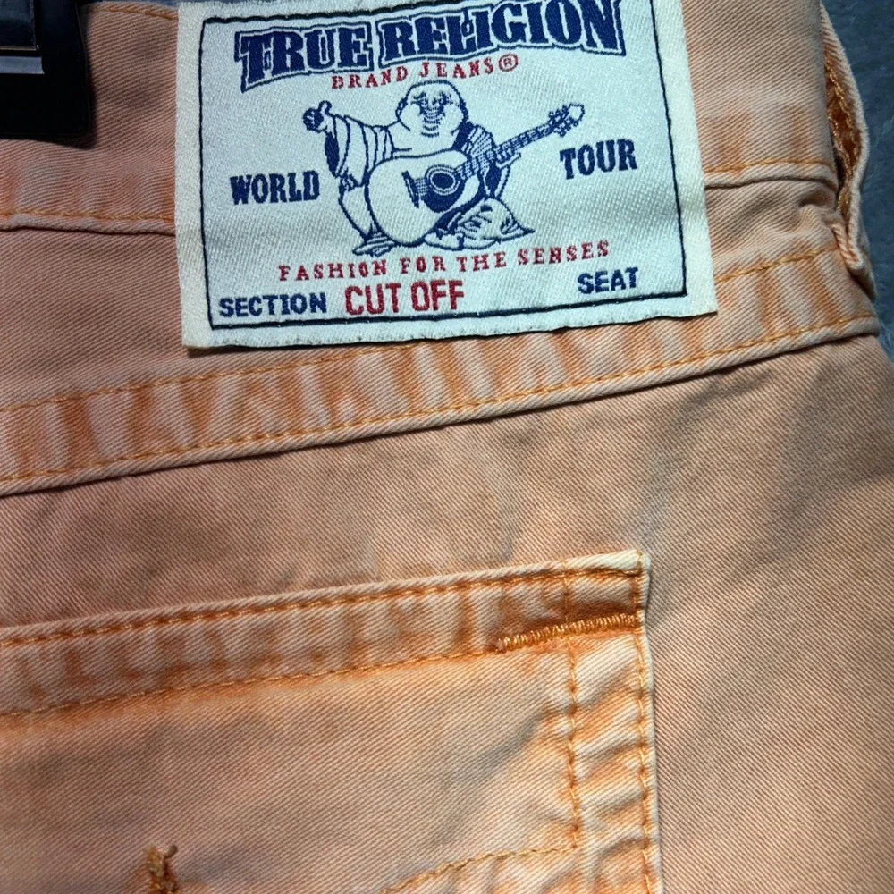 Y2K True Religion Orange Denim Cut Off Shorts Size 42 World Tour Flap Pocket Big